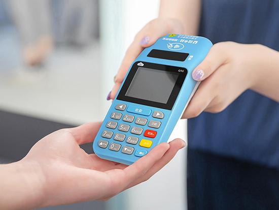 拉卡拉收款設備12.jpg